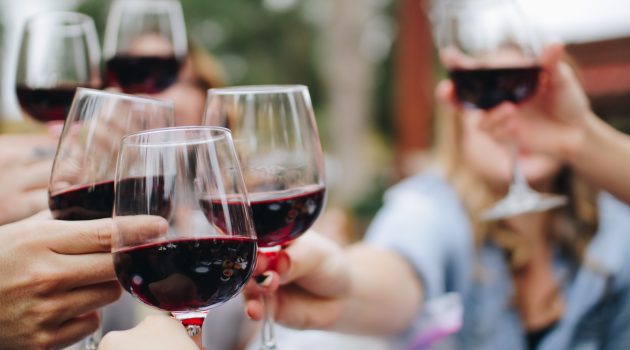 Lecturas del día y reflexión del evangelio: 20 De Enero 2019 - "Tú, en cambio, has guardado el vino mejor hasta ahora”.