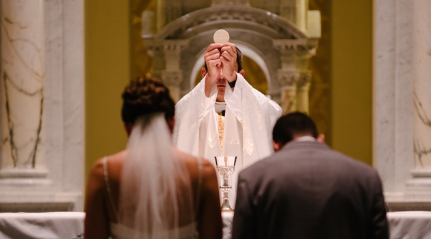 "Seguir el ejemplo de confianza y obediencia de la Virgen María".